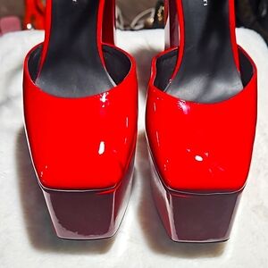Giuseppe Zanotti Red Patent Cutout D'Orsay Pumps Size 39.5 (9.5)